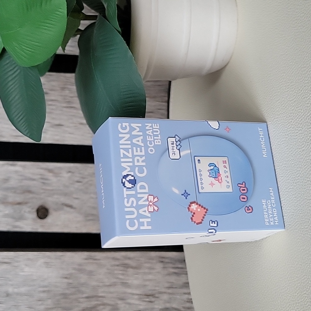 Tamagochi Ocean Blue Customizing Hand Cream Key Chain